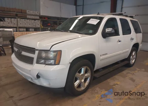 2008 Chevrolet Tahoe Ltz z USA, uszkodzony, nr VIN 1GNFK130X8J140348